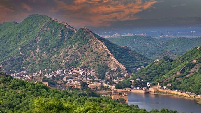 Aravalli Hills Under Threat: Decades-Long Politician-Builder Nexus Exposed in Haryana